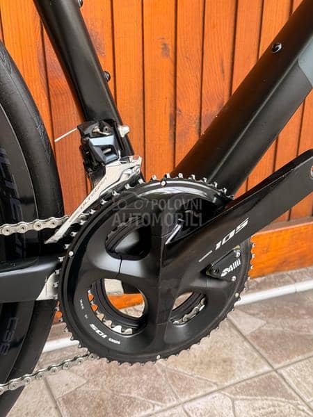 Cube Cross carbon 28