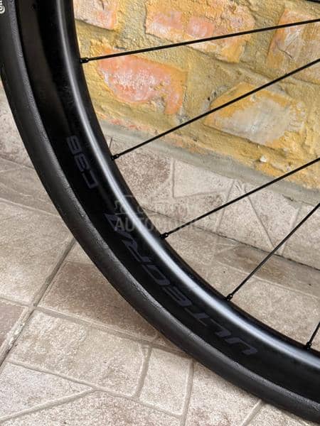 Cube Cross carbon 28