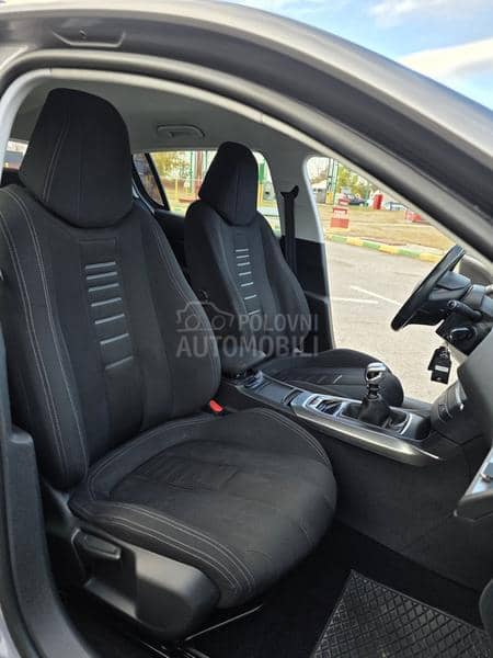 Peugeot 308 1,6-SWIS.KAO.NOV