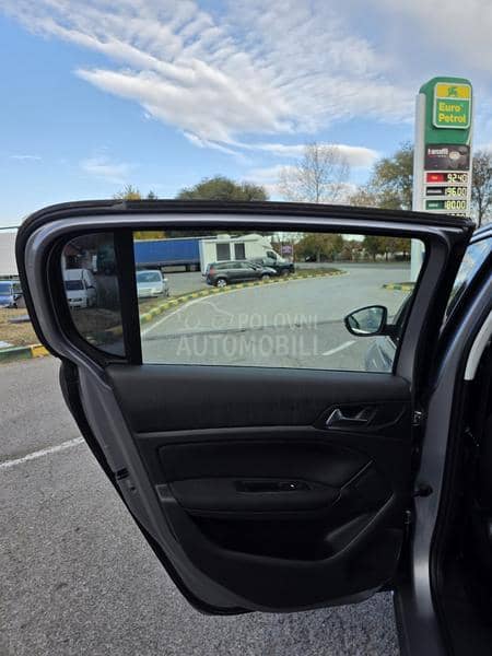 Peugeot 308 1,6-SWIS.KAO.NOV