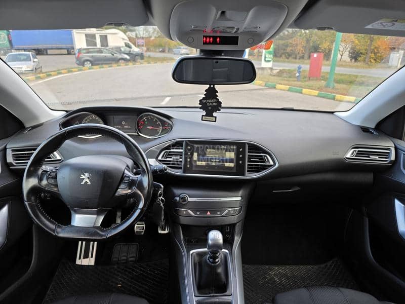 Peugeot 308 1,6-SWIS.KAO.NOV