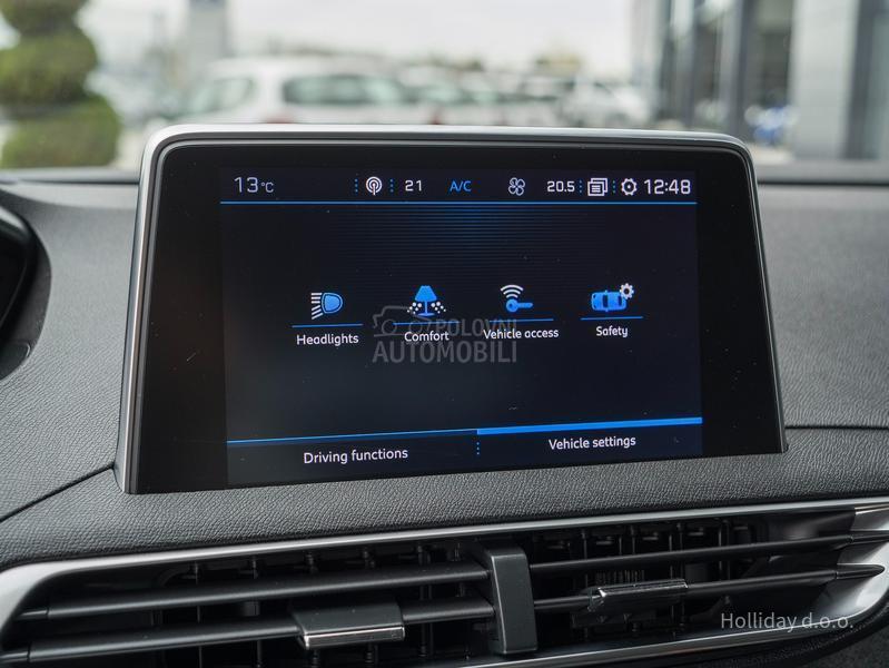 Peugeot 3008 1.2Puretech Allure