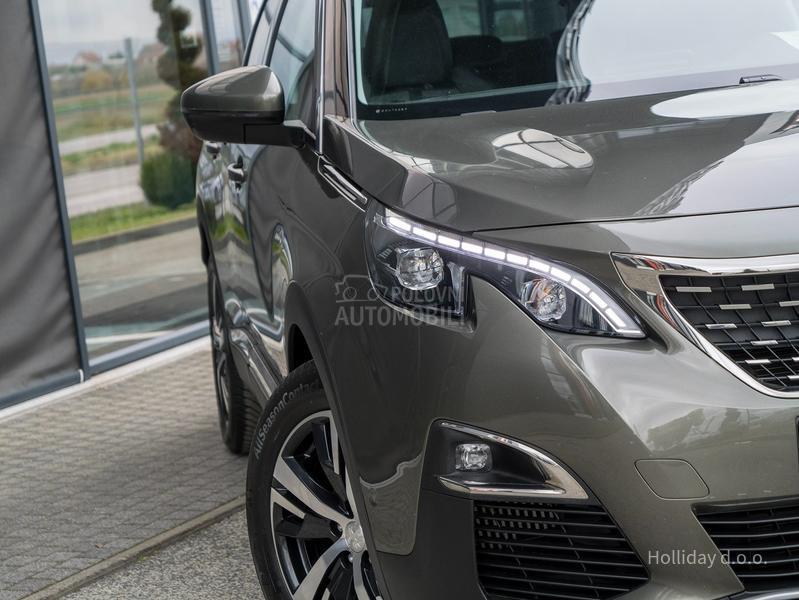 Peugeot 3008 1.2Puretech Allure
