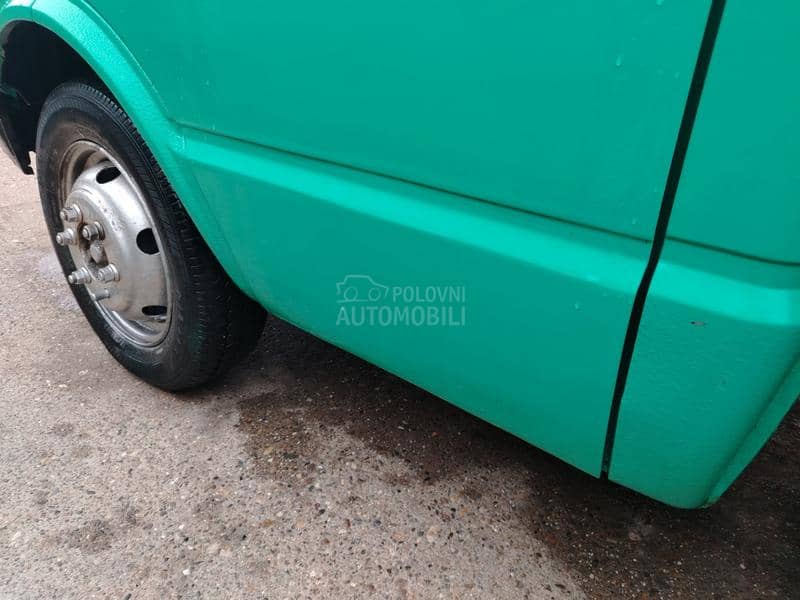 Iveco 40 IVEKO. 2.5TURBO