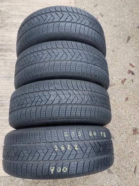 Pirelli 235/60 R18 Zimska