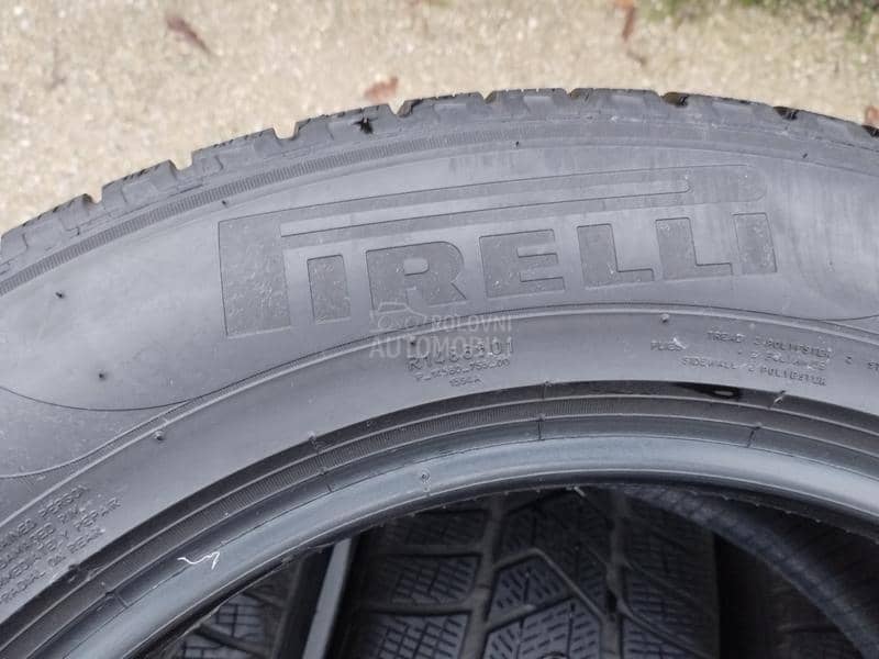 Pirelli 235/60 R18 Zimska