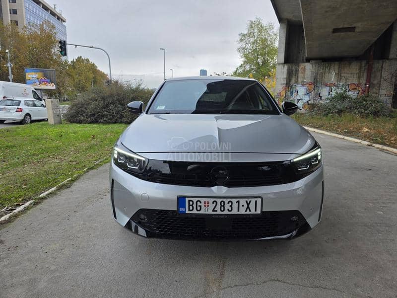 Opel Corsa F 1.2 AT8 ULTIMATE