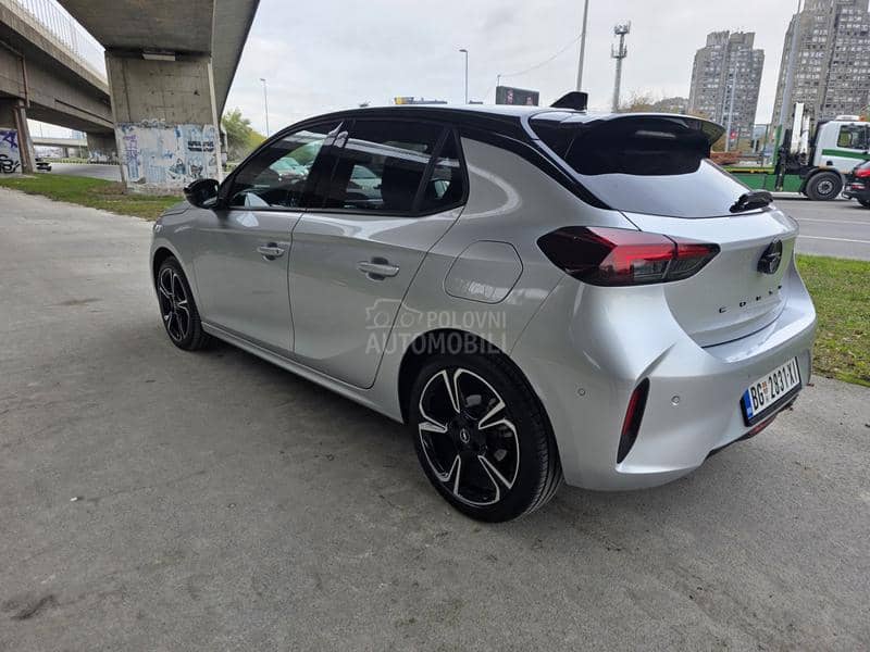 Opel Corsa F 1.2 AT8 ULTIMATE