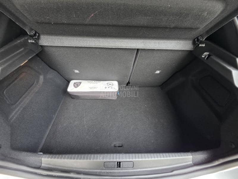 Opel Corsa F 1.2 AT8 ULTIMATE