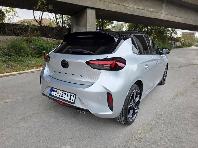 Opel Corsa F 1.2 AT8 ULTIMATE