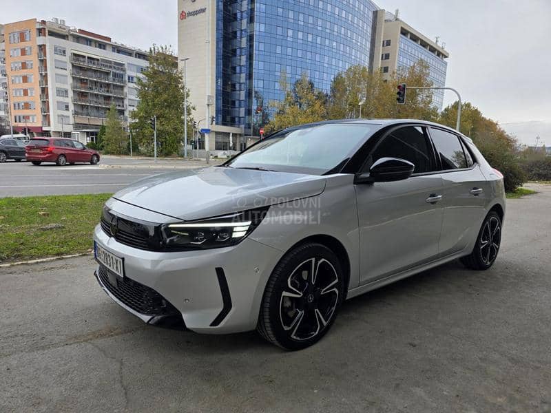 Opel Corsa F 1.2 AT8 ULTIMATE