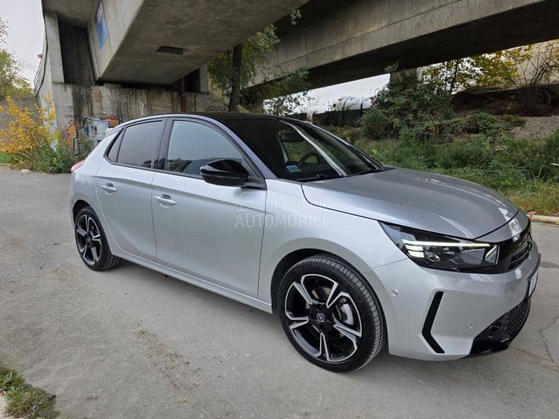 Opel Corsa F 1.2 AT8 ULTIMATE