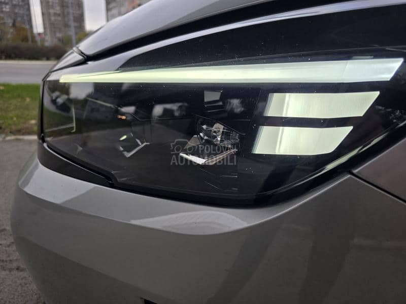 Opel Corsa F 1.2 AT8 ULTIMATE