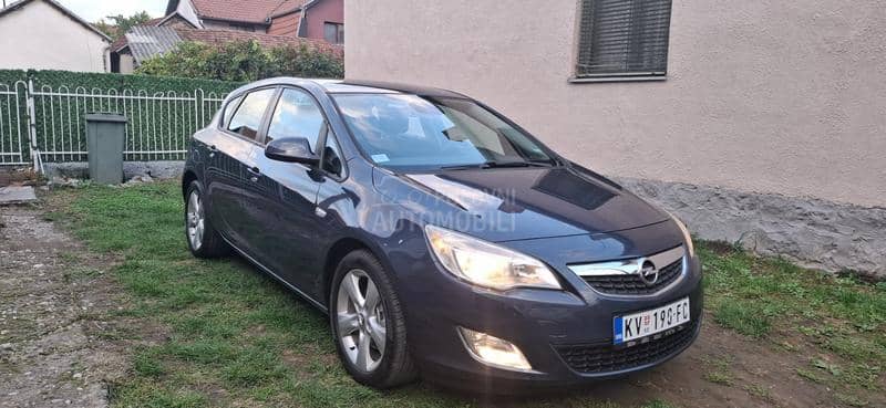 Opel Astra J 1.7CDTI