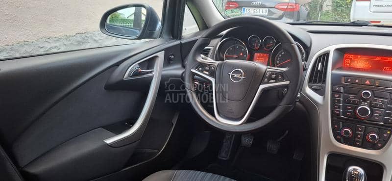Opel Astra J 1.7CDTI