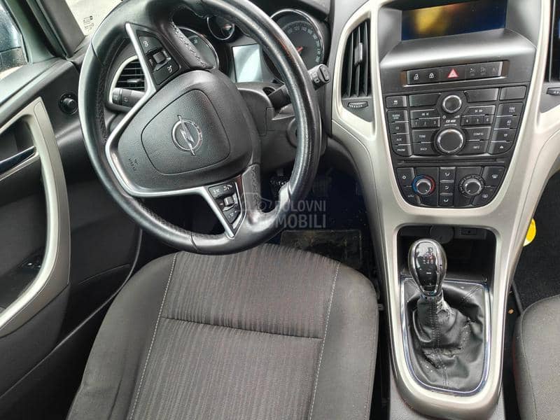 Opel Astra J 1.7CDTI