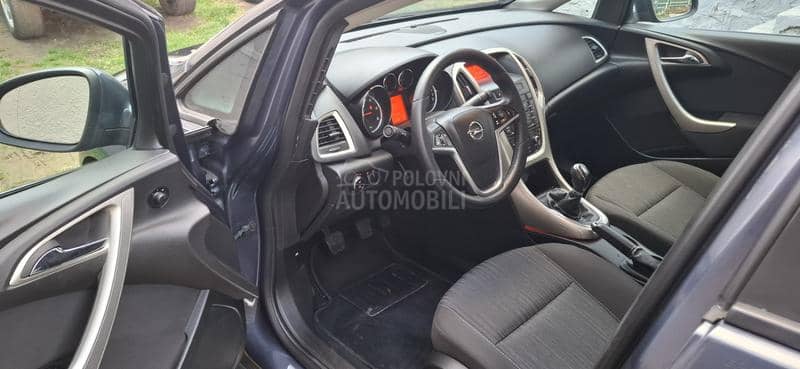Opel Astra J 1.7CDTI