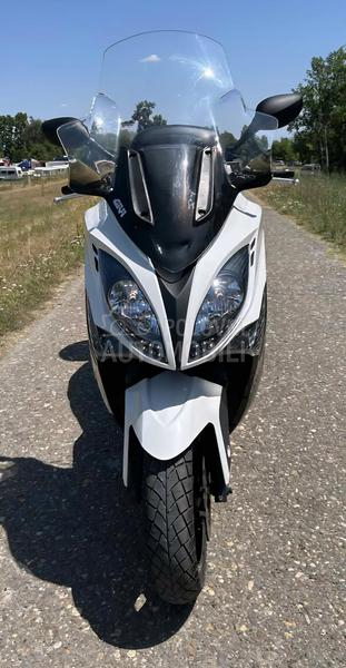 Kymco Xciting R300i