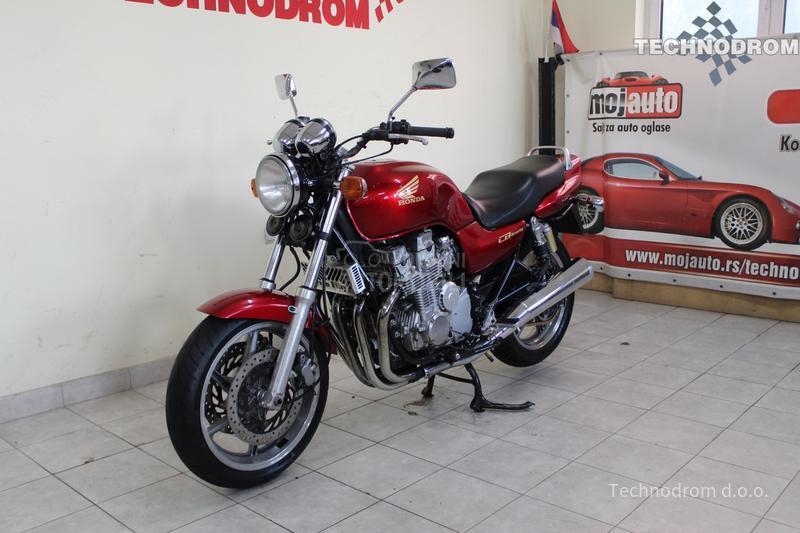 Honda CB 750 SEVEN FIFTY