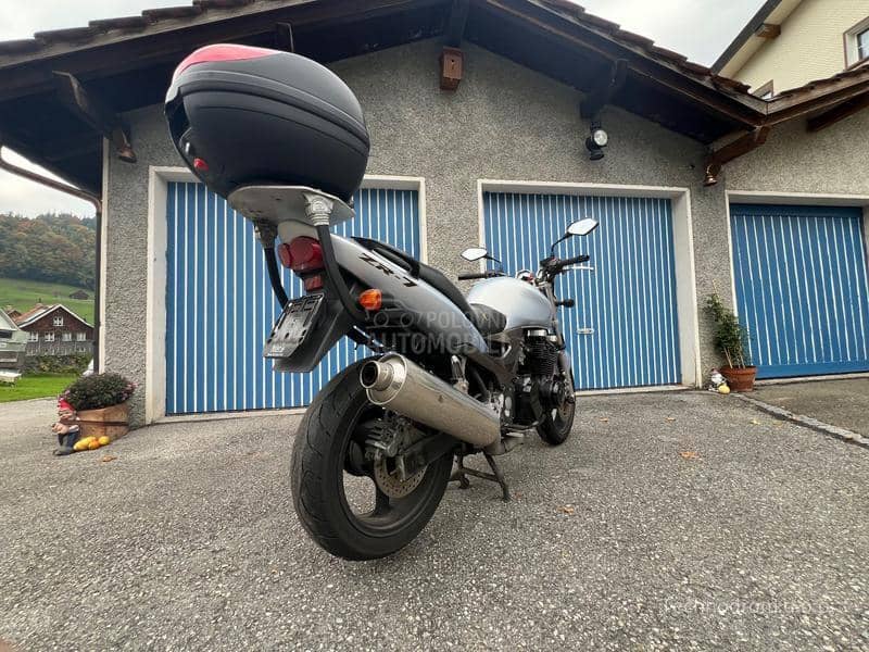 Kawasaki ZR 7