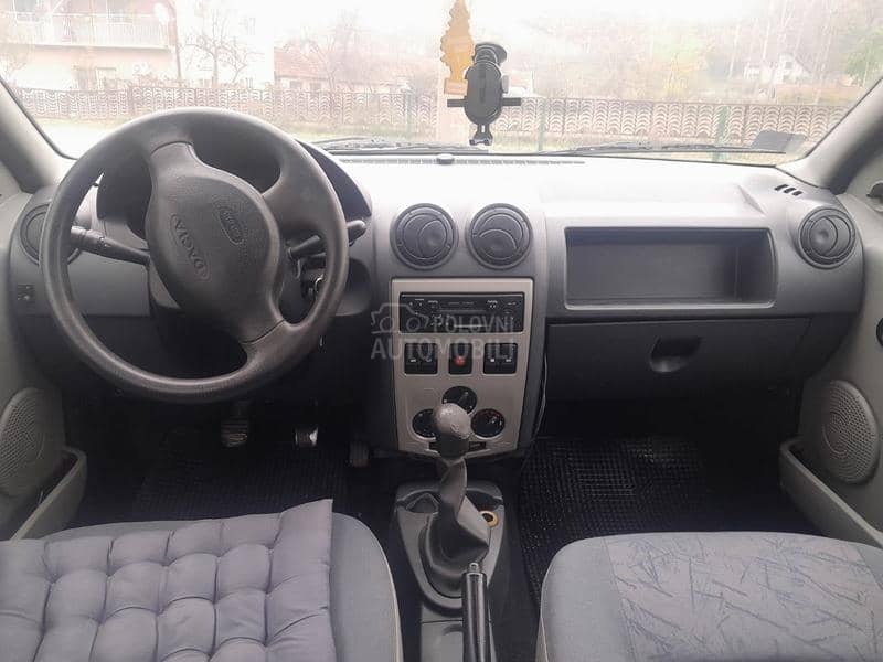 Dacia Logan 