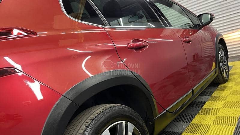 Peugeot 2008 A L L U R E 1/1