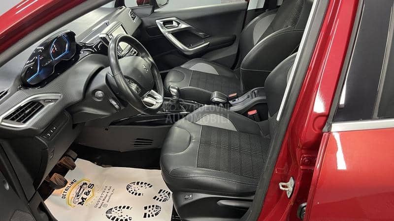 Peugeot 2008 A L L U R E 1/1