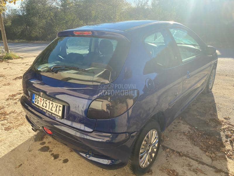 Peugeot 206 