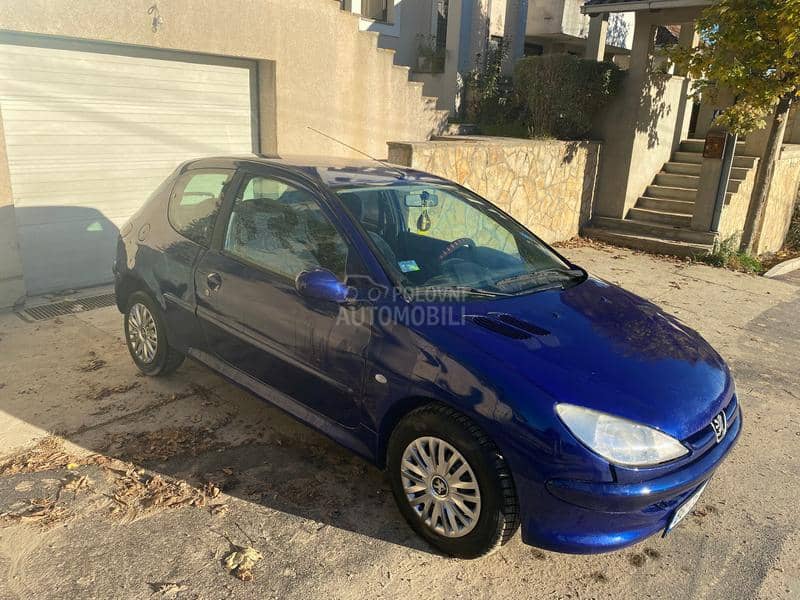 Peugeot 206 