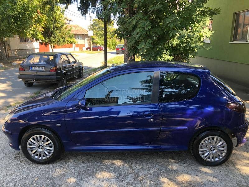 Peugeot 206 