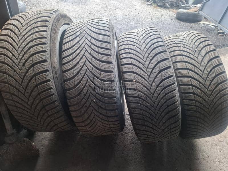 Semperit 225/45 R17 Sve sezone