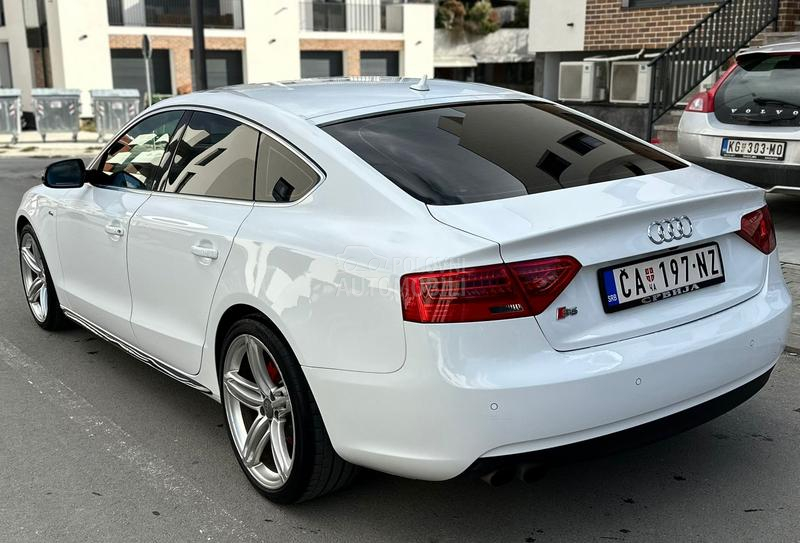 Audi A5 2.0D 3xS-LINE