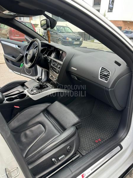 Audi A5 2.0D 3xS-LINE