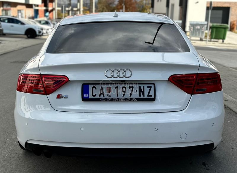 Audi A5 2.0D 3xS-LINE