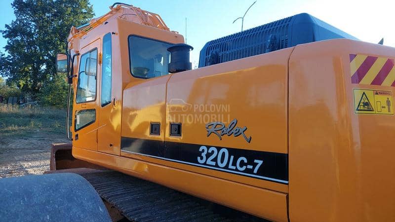 Hyundai 320LC7