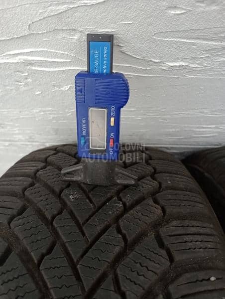 Continental 205/55 R16 Zimska