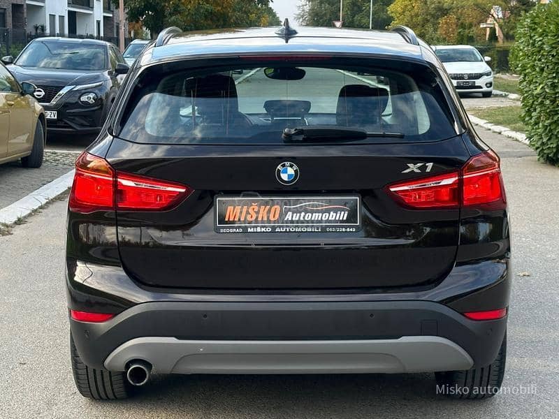 BMW X1 2.0 D Led Nav