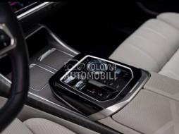 BMW M760e Le xDrive slika 26