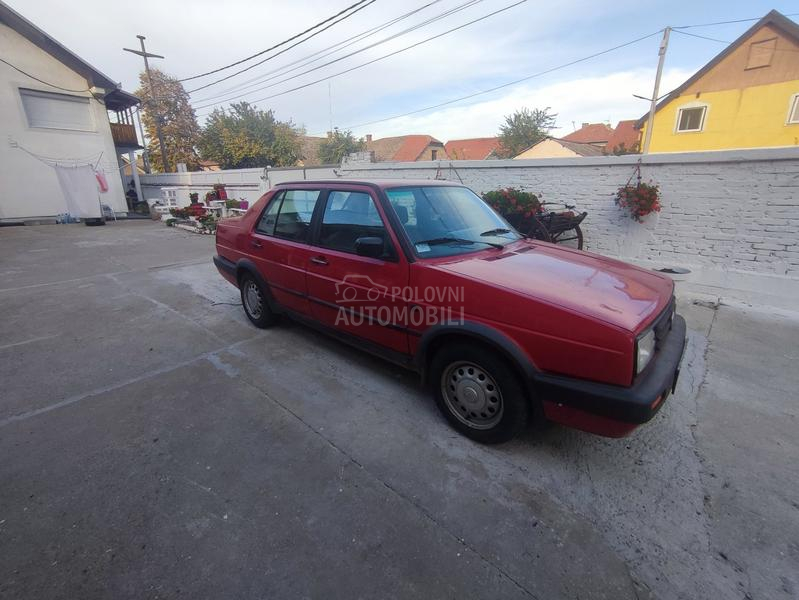 Volkswagen Jetta 1.3 i