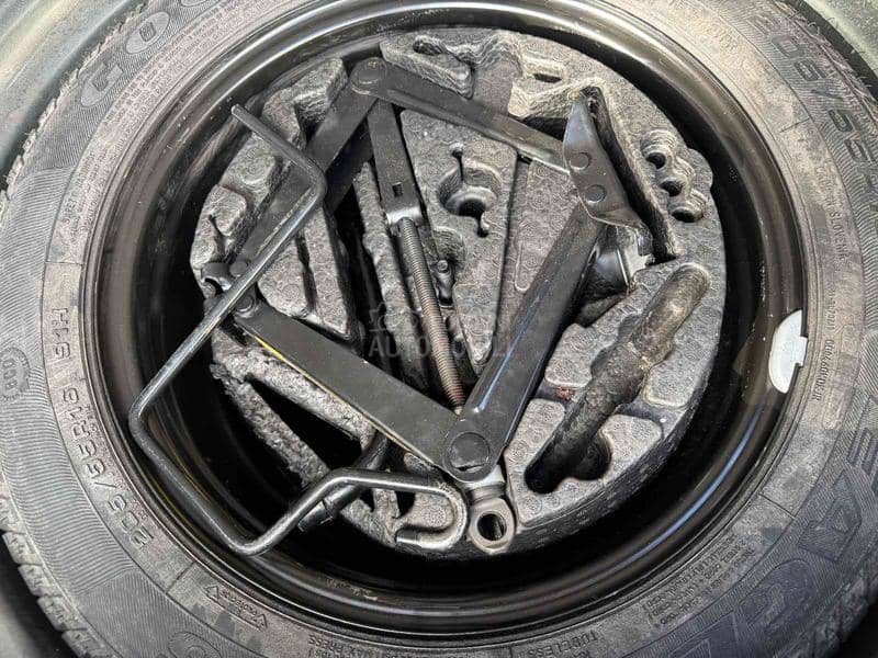 Opel Astra H 1.9 CDTi CH