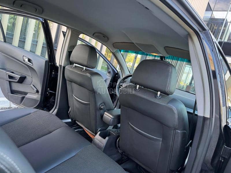 Opel Astra H 1.9 CDTi CH