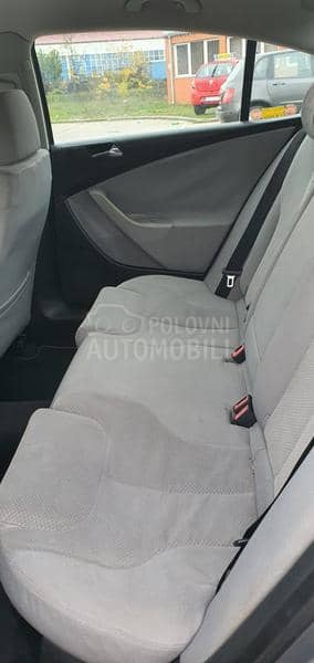 Volkswagen Passat B6 1.9 TDI 77 K W