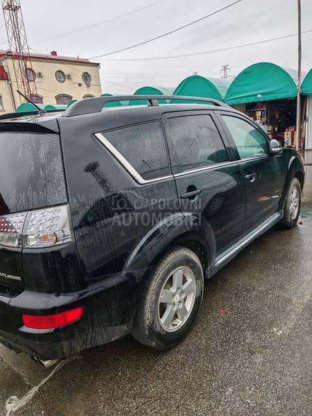 Mitsubishi Outlander 2.2