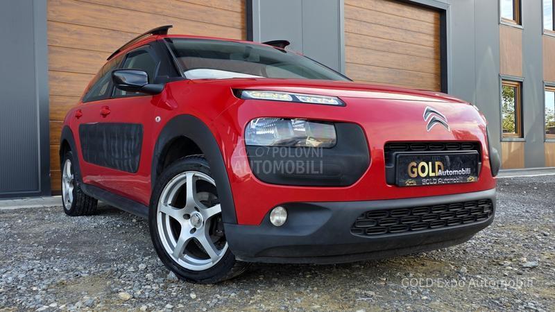 Citroen C4 Cactus 1.2 B AUT Ultra Red