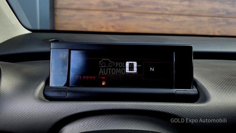 Citroen C4 Cactus 1.2 B AUT Ultra Red