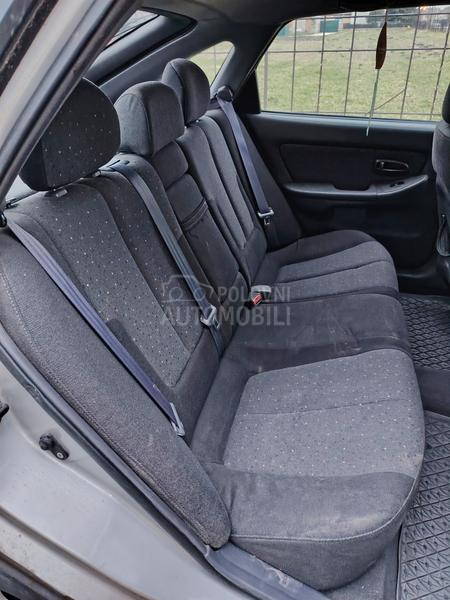 Hyundai Elantra 1.6 GLS