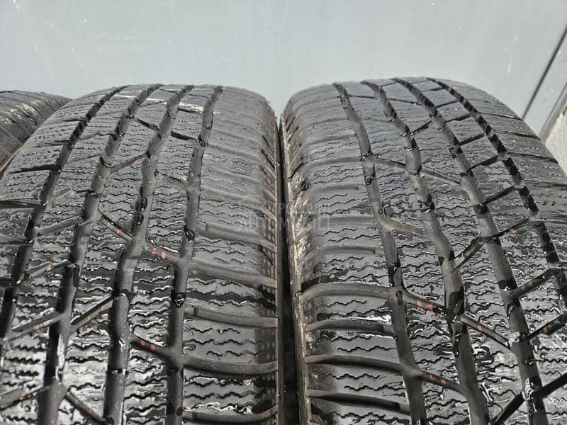 Continental 205/60 R16 Zimska