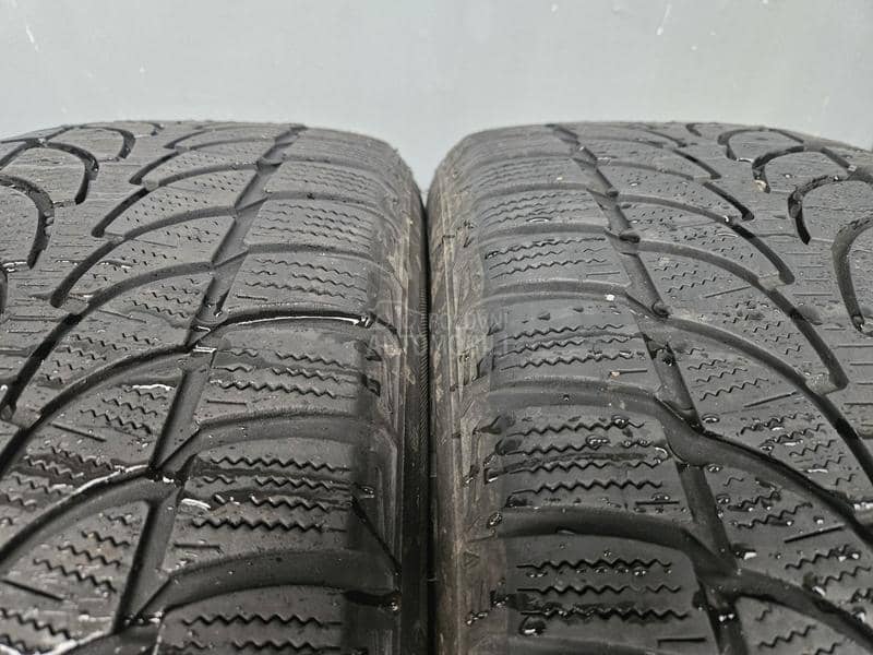 Bridgestone 235/55 R18 Zimska