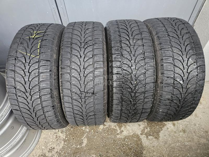 Bridgestone 235/55 R18 Zimska