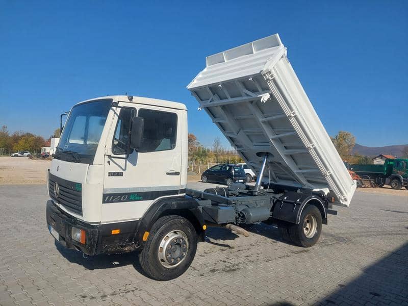 Mercedes Benz 1120